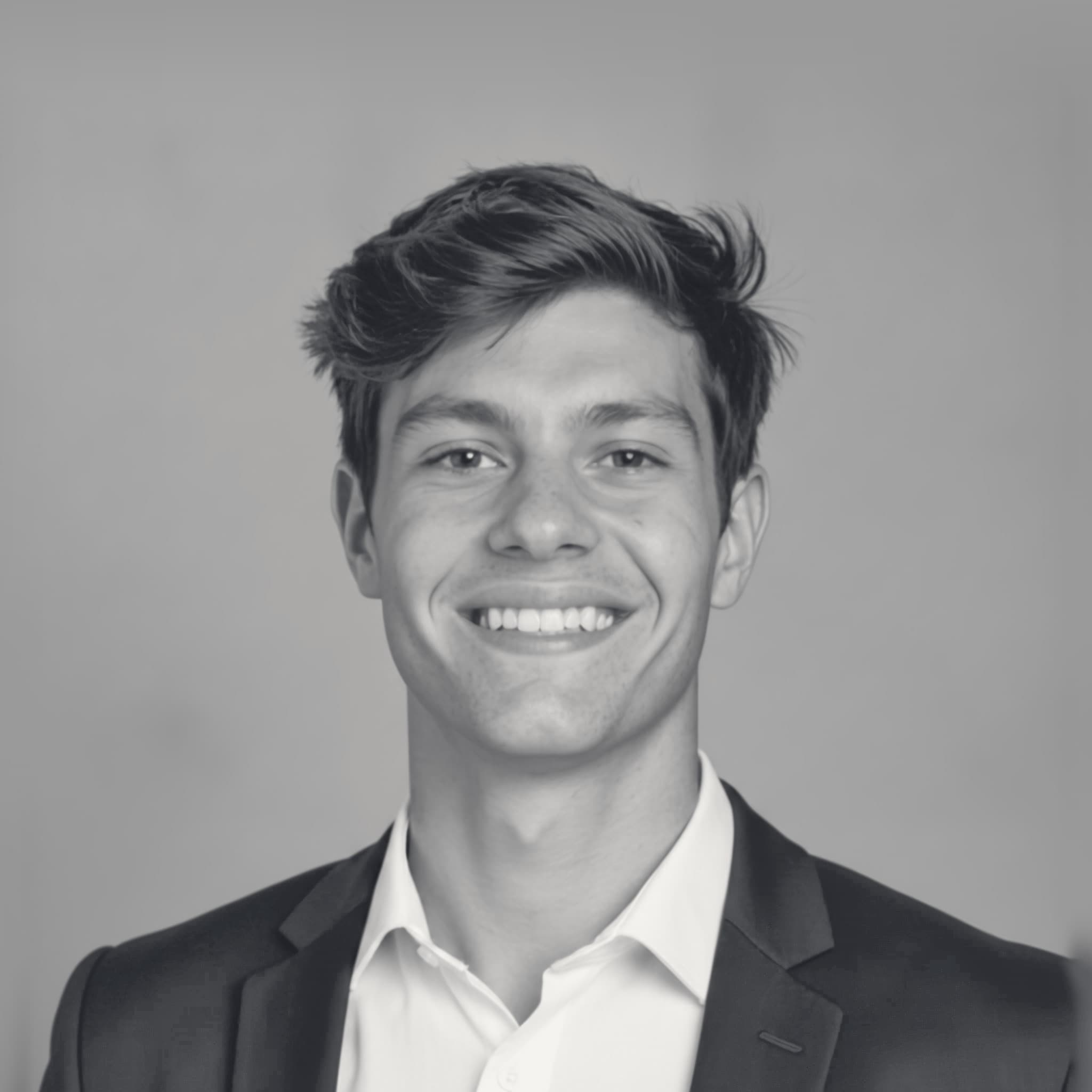 Charles Langlois, Junior Analyst