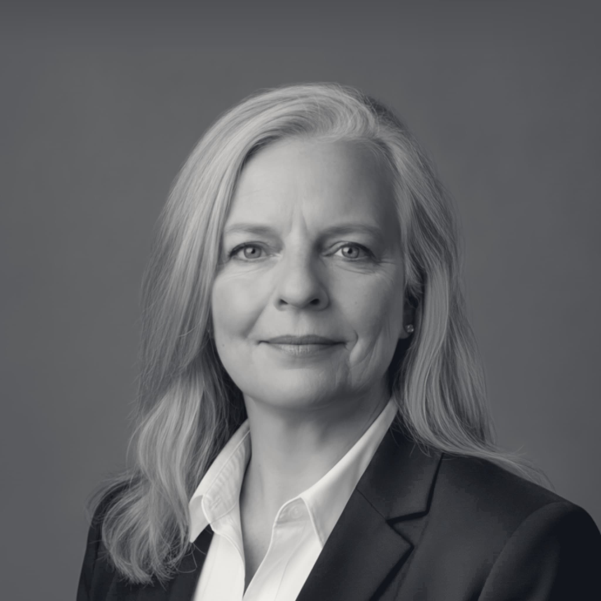 Ingrid C., Investor Relations